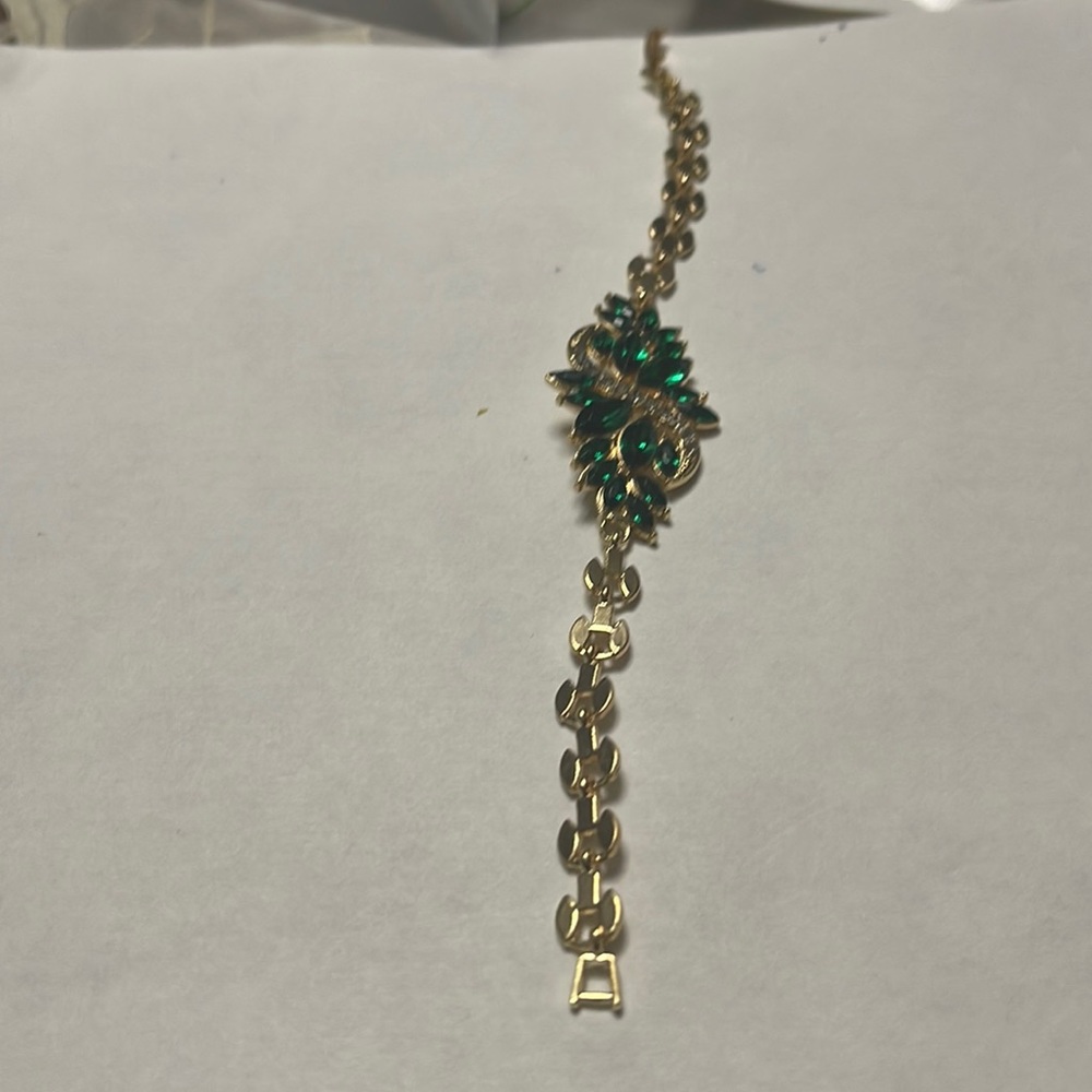 Bracelet
